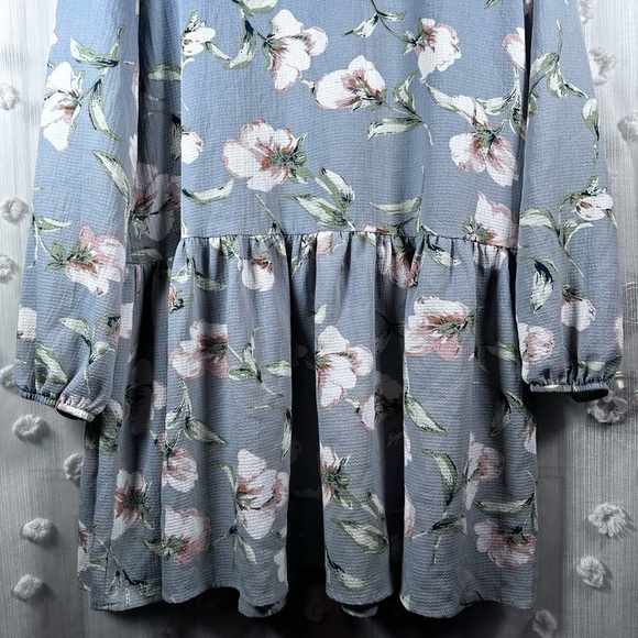 Women’s Floral Long Sleeve Dress Size Large - Picture 4 of 11